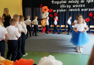 "Pożegnania nadszedł czas...." - grupa VI