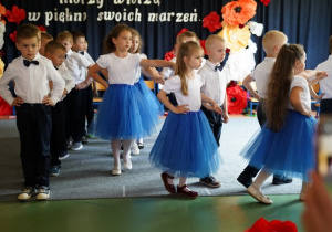 "Pożegnania nadszedł czas...." - grupa VI