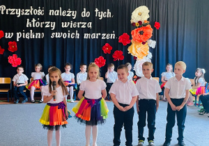 "Pożegnania nadszedł czas...." - grupa VI