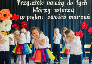"Pożegnania nadszedł czas...." - grupa VI