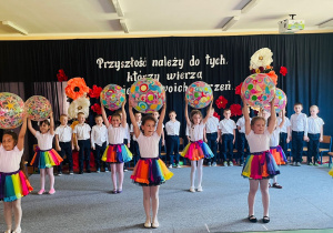 "Pożegnania nadszedł czas...." - grupa VI