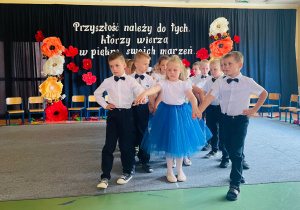 "Pożegnania nadszedł czas...." - grupa VI