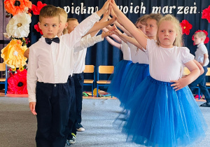 "Pożegnania nadszedł czas...." - grupa VI