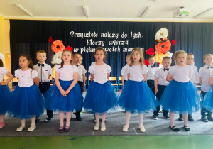 "Pożegnania nadszedł czas...." - grupa VI