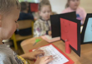"Zabawa bez zabawek"- podsumowanie innowacji pedagogicznej w grupie VII