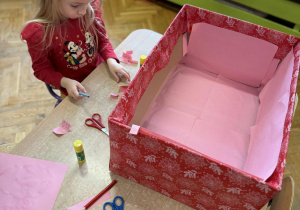 "Zabawa bez zabawek"- podsumowanie innowacji pedagogicznej w grupie VII