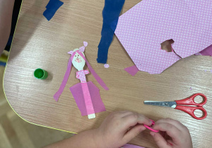 "Zabawa bez zabawek"- podsumowanie innowacji pedagogicznej w grupie VII