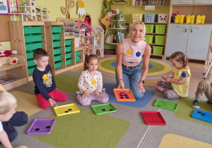 Z KROPKĄ w roli głównej - Międzynarodowy Dzień Kropki w grupie X