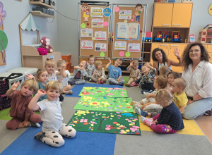 "Ja i ... Kropka" - Dzień Kropki w grupie IX