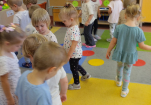 "Ja i ... Kropka" - Dzień Kropki w grupie IX