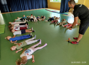 „Ruch to zdrowie – każdy przedszkolak to powie” – zajęcia sportowe w gr. XI i XII