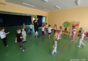 „Ruch to zdrowie – każdy przedszkolak to powie” – zajęcia sportowe w gr. XI i XII