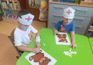 Poznajemy zawód pielęgniarki, czyli spotkanie z mamusią Antosi w gr. XII w ramach preorientacji zawodowej