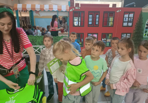 Przedszkolaki w Miasteczku Przedsiębiorczości