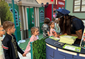 Przedszkolaki w Miasteczku Przedsiębiorczości
