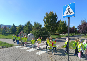 Przedszkolaki z grupy XII w Bezpiecznym Miasteczku Przedsiębiorczości