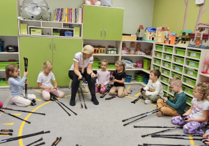 „Kijki w małych rączkach” – Starszaki na start – gr. IV