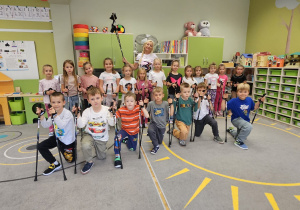 „Kijki w małych rączkach” – Starszaki na start – gr. IV