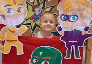 "Mam super moce... i dzielę się nimi". Świętujemy Dzień Chłopaka w ramach Tygodnia Budowania Relacji - grupa IX