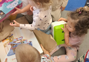 "Mam super moce... i dzielę się nimi". Świętujemy Dzień Chłopaka w ramach Tygodnia Budowania Relacji - grupa IX