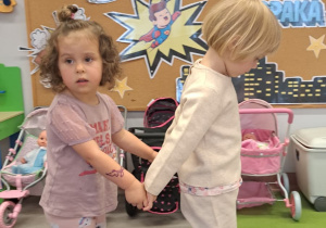 "Mam super moce... i dzielę się nimi". Świętujemy Dzień Chłopaka w ramach Tygodnia Budowania Relacji - grupa IX