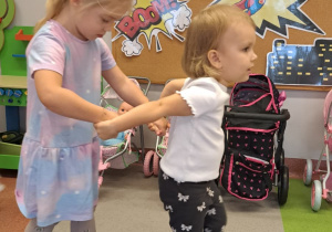 "Mam super moce... i dzielę się nimi". Świętujemy Dzień Chłopaka w ramach Tygodnia Budowania Relacji - grupa IX
