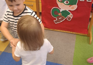 "Mam super moce... i dzielę się nimi". Świętujemy Dzień Chłopaka w ramach Tygodnia Budowania Relacji - grupa IX