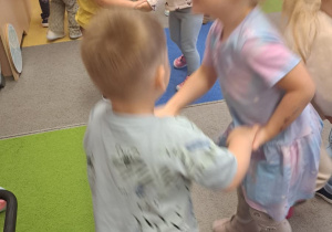 "Mam super moce... i dzielę się nimi". Świętujemy Dzień Chłopaka w ramach Tygodnia Budowania Relacji - grupa IX