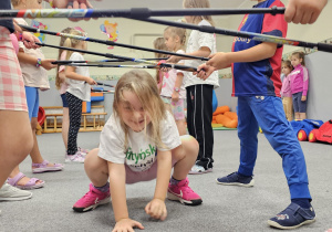 „Kijki w małych rączkach” – kreatywne zabawy w gr. IV