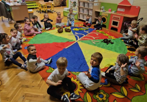 „Dotykam, słucham, czuję – jesień”