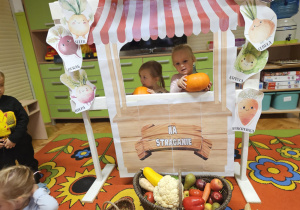 „Dotykam, słucham, czuję – jesień”