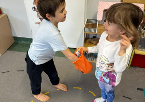 Dźwięki, kolory i uśmiechy – Color Piano w gr III