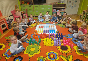 Kodowanie z kubeczkami – Code Week w grupie VII