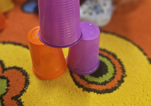 Kodowanie z kubeczkami – Code Week w grupie VII