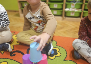 Kodowanie z kubeczkami – Code Week w grupie VII