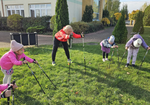 „Kijki w małych rączkach” – Nordic Walking dla przedszkolaków – gr. IV