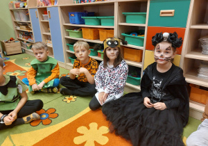 ,,Październikowe czary mary” - Innowacyjne Warsztaty Edukacyjne z KidsLab Konin w grupie V