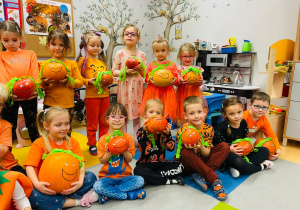 Dzień Dyni - zajęcia koleżeńskie w gr. XI i XII