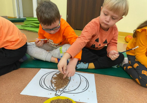 Dzień Dyni - zajęcia koleżeńskie w gr. XI i XII