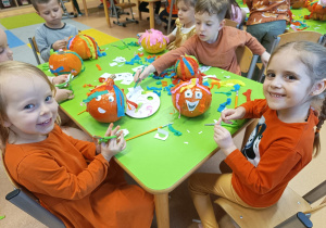 Dzień Dyni - zajęcia koleżeńskie w gr. XI i XII