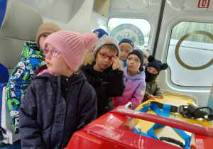 Pierwsza pomoc, czyli wizyta ratownika medycznego w przedszkolu - gr. XI i XII