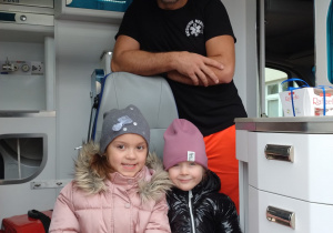 Pierwsza pomoc, czyli wizyta ratownika medycznego w przedszkolu - gr. XI i XII