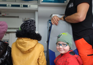 Pierwsza pomoc, czyli wizyta ratownika medycznego w przedszkolu - gr. XI i XII