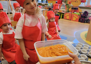 Pomarańczowy zawrót głowy- Dzień Dyni w grupie X.