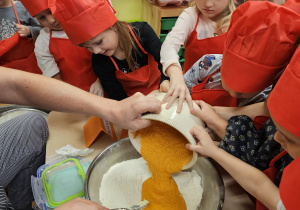 Pomarańczowy zawrót głowy- Dzień Dyni w grupie X.