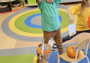 Pomarańczowy zawrót głowy- Dzień Dyni w grupie X.