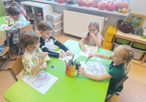 Poznajemy tajniki zawodu fotografa, czyli wizyta mamy Tymoteuszka i jesienna sesja fotograficzna w gr. XII