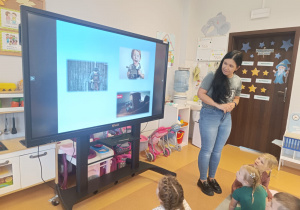 Poznajemy tajniki zawodu fotografa, czyli wizyta mamy Tymoteuszka i jesienna sesja fotograficzna w gr. XII