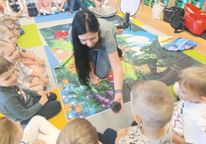 Poznajemy tajniki zawodu fotografa, czyli wizyta mamy Tymoteuszka i jesienna sesja fotograficzna w gr. XII