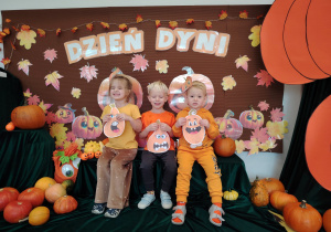 Zajęcia koleżeńskie "Na dyniowej grządce" w grupie II i VII